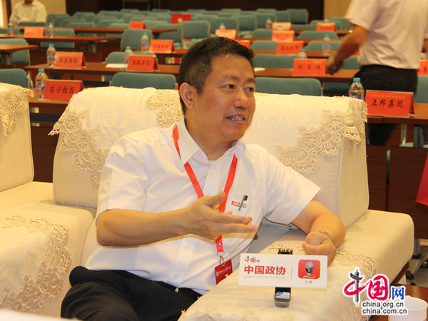 紅豆為什么贏？看周氏三代從手工作坊到國(guó)際布局